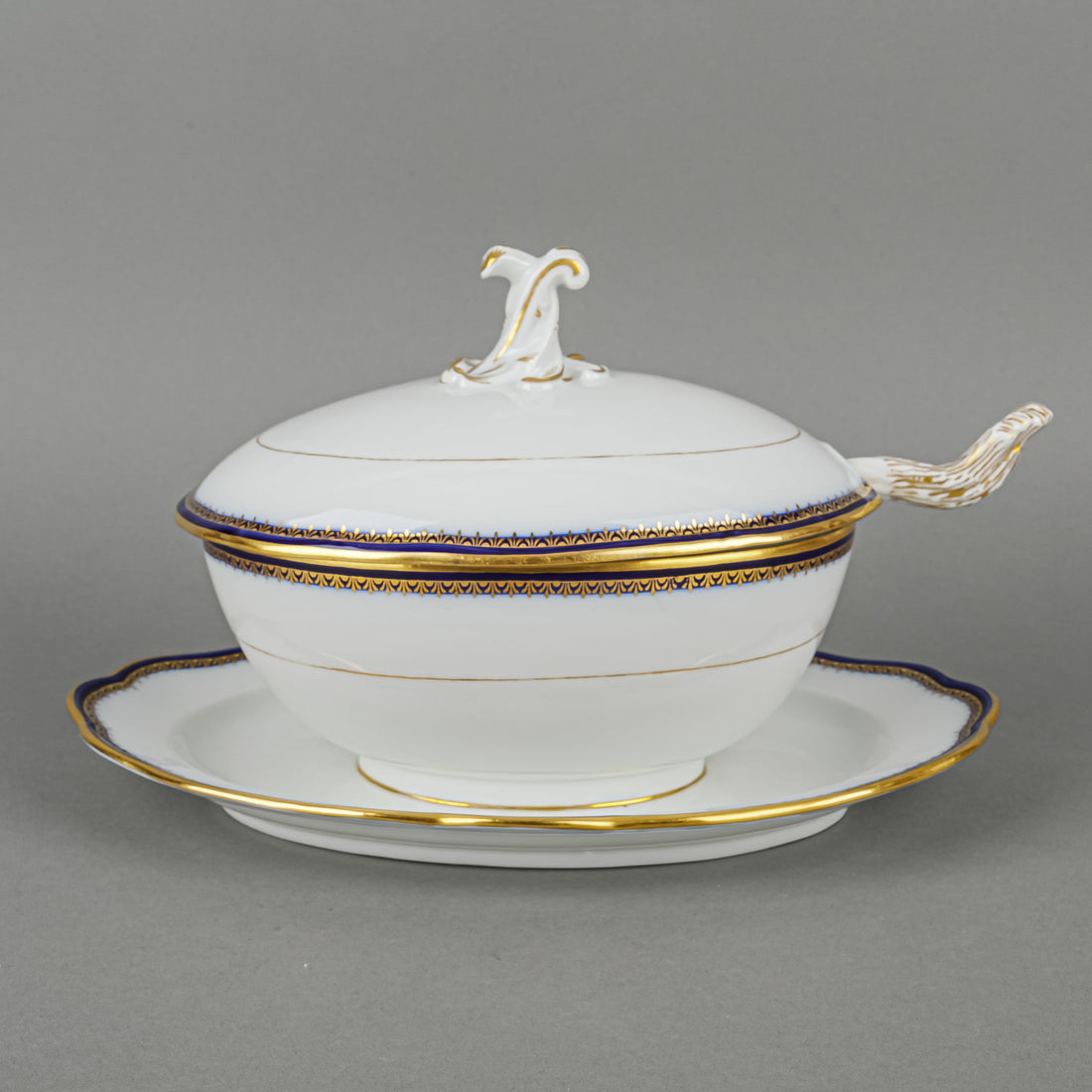 MEISSEN Cobalt & Gold Edge Covered Sauce Boat WithFixed Saucer & Ladle