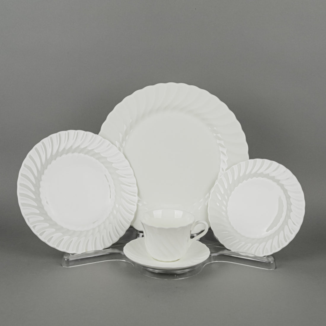 WEDGWOOD Candlelight White 12 Place Settings