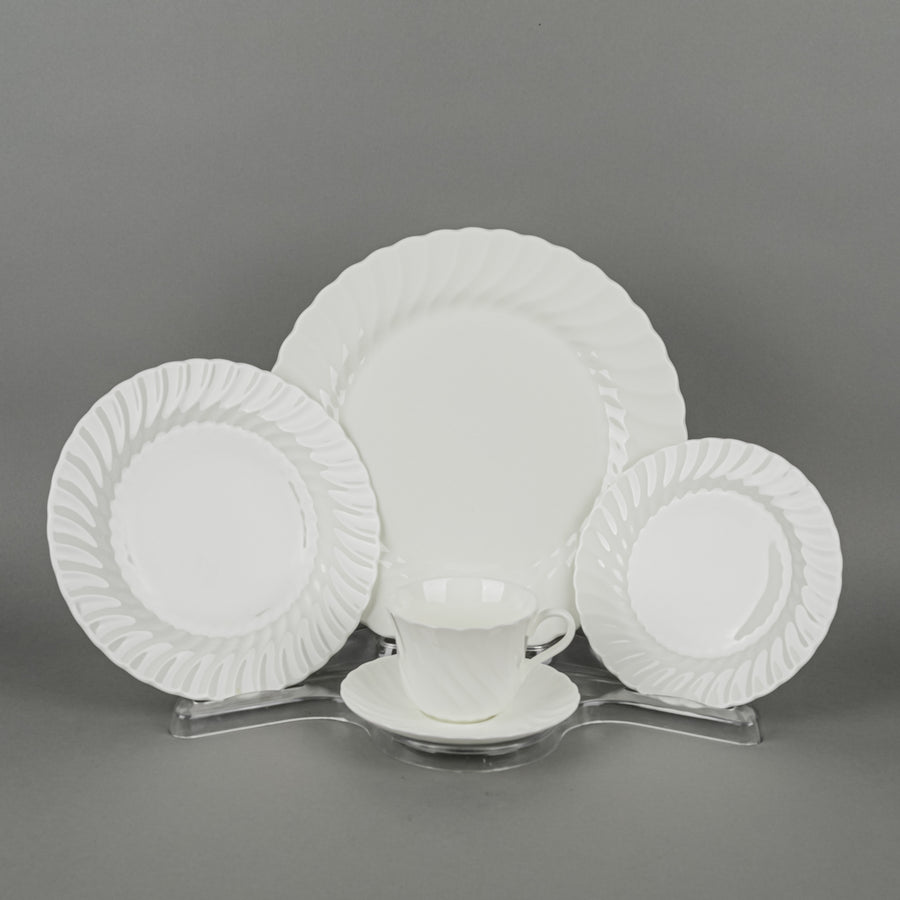 WEDGWOOD Candlelight White 12 Place Settings