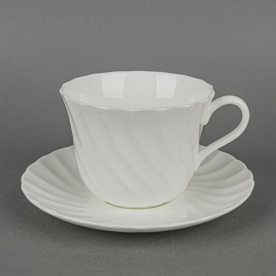 WEDGWOOD Candlelight White 12 Place Settings