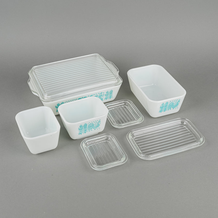 PYREX Butterprint Refrigerator Dishes Set of 4
