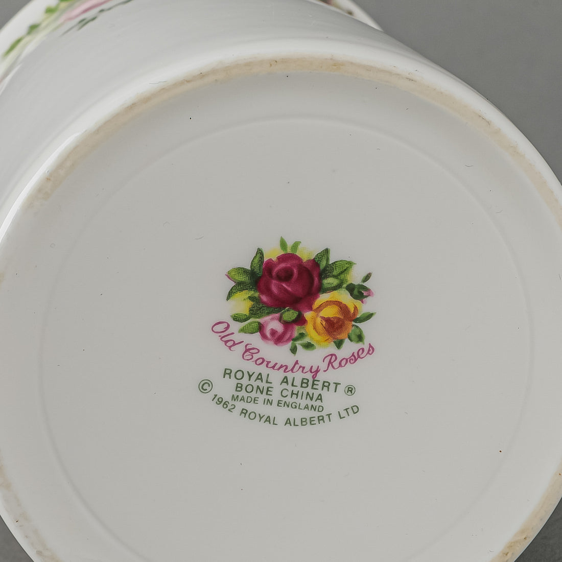 ROYAL ALBERT Old Country Roses Smooth Sided Mugs Set Of 4