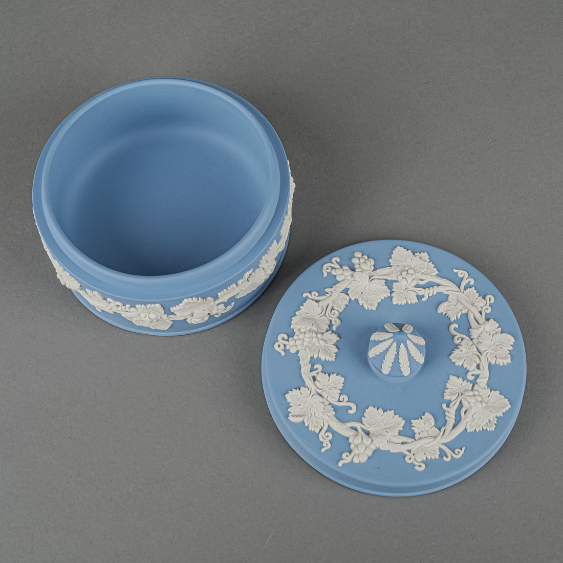 WEDGWOOD White On Blue Jasperware Round Covered Box