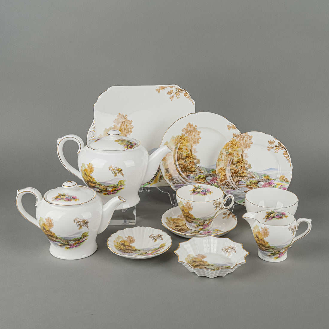 SHELLEY Heather Tea Set 41 Pieces