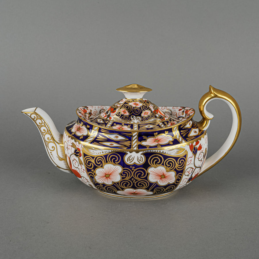 ROYAL CROWN DERBY Traditional Imari 2451 Teapot With Lid