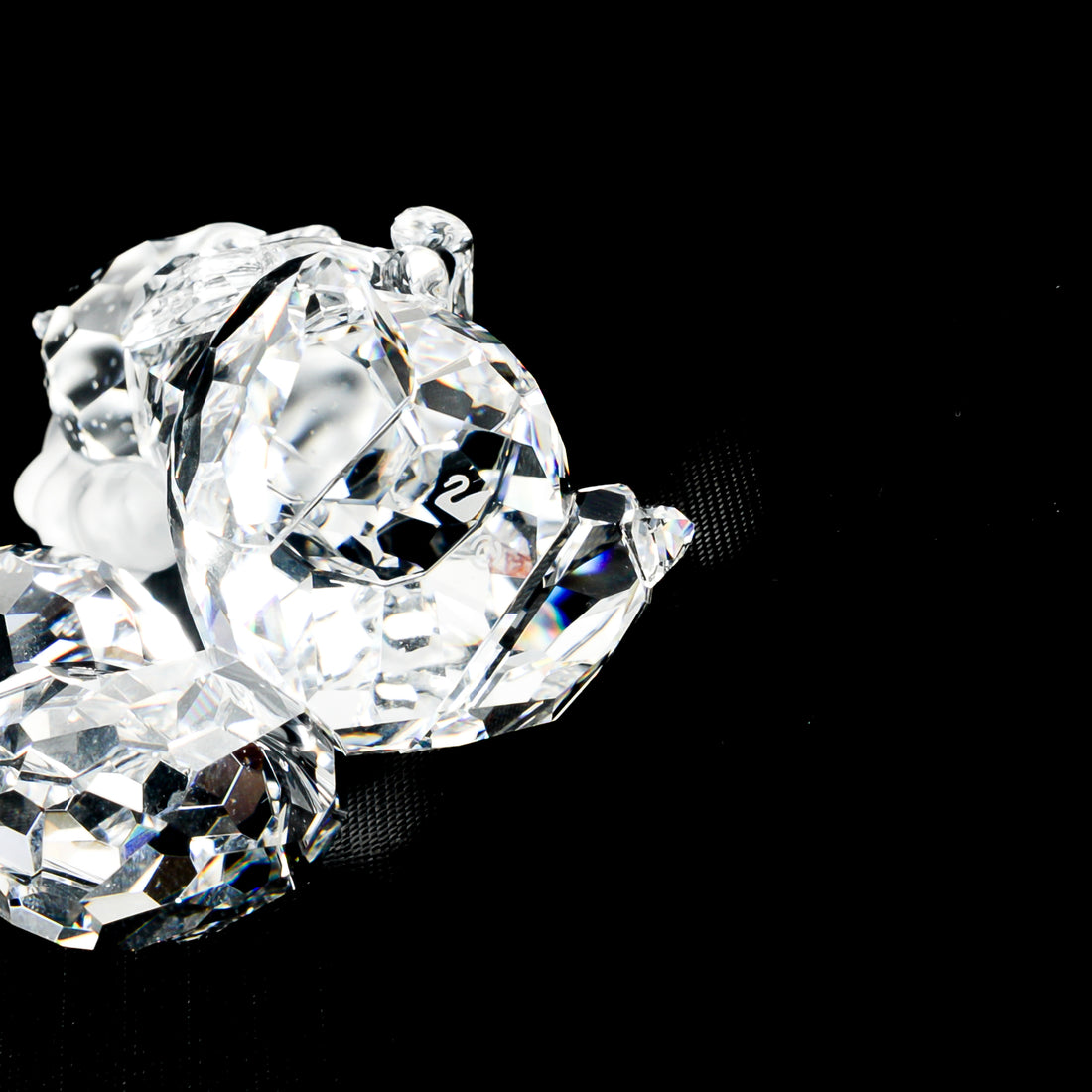 SWAROVSKI Disney Flower Skunk 943601