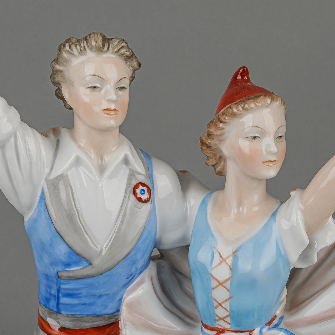 HEREND Figurine Flame Of Paris - Dancing Couple 5866