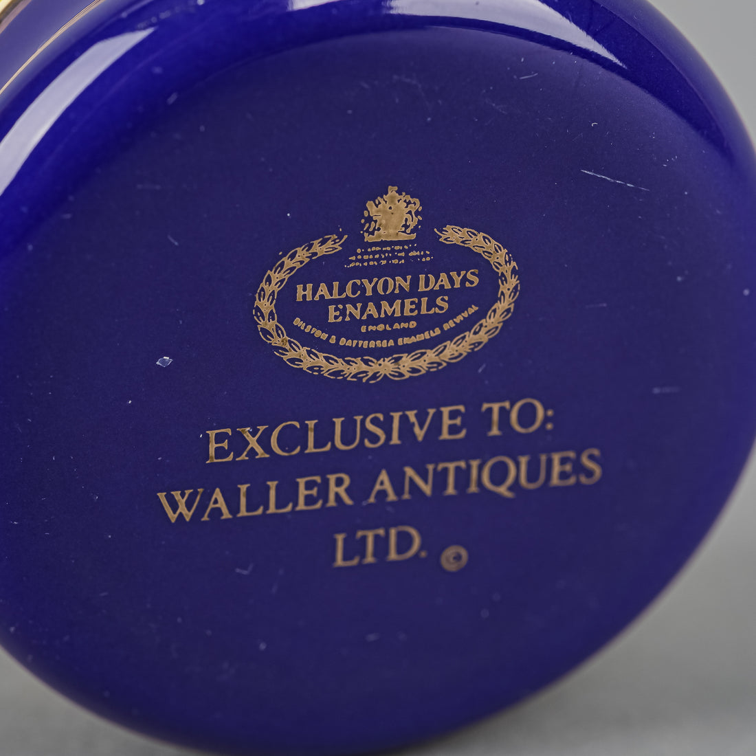 HALCYON DAYS Enamel Box - Victoria BC