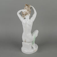 HEREND Figurine Nude Female Bathing 5706