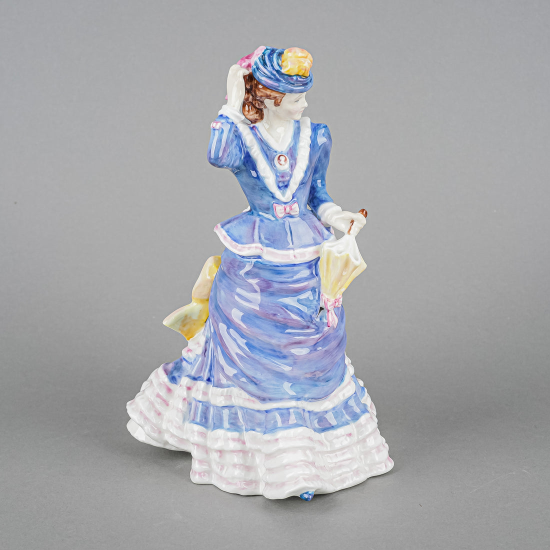 ROYAL DOULTON Figurine Lady Eaton HN 3623