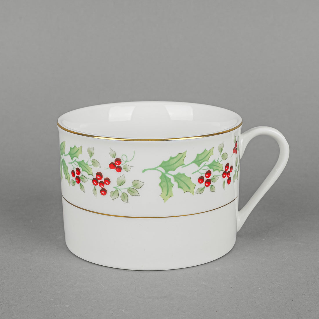 GIBSON Holly & Ivy Dish Set - 8 Place Settings