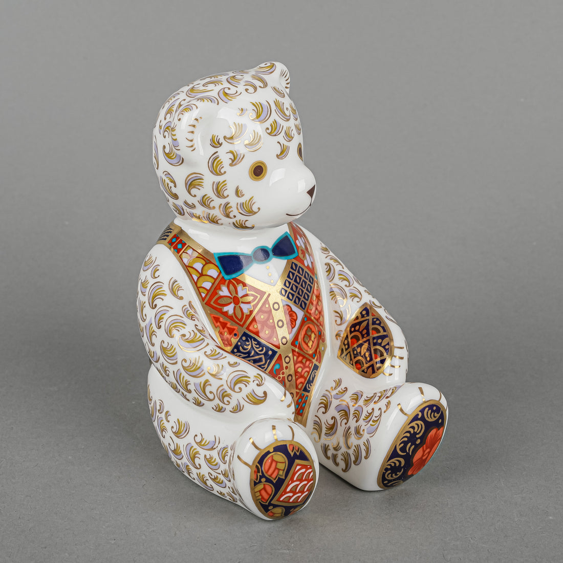 ROYAL CROWN DERBY Paperweight Imari Teddy Bear Blue Bow Tie