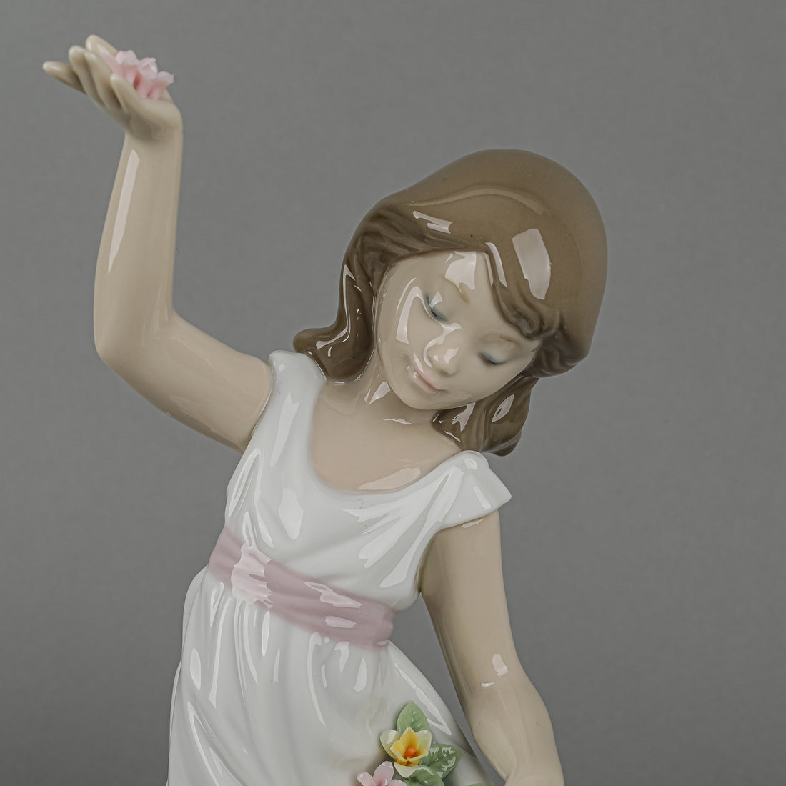 LLADRO Figurine Garden Dance 6580