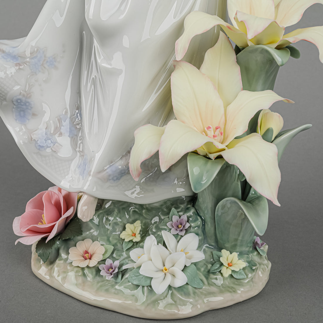 LLADRO Figurine Mystical Garden 6686
