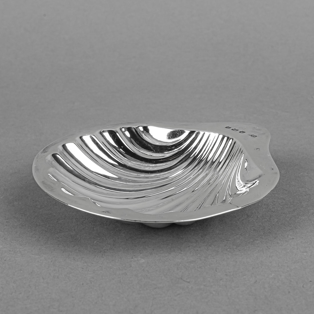 DANIEL & ARTER Shell Dish