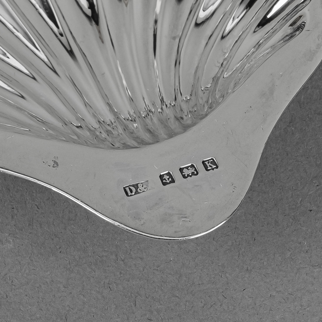 DANIEL & ARTER Shell Dish
