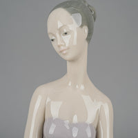 LLADRO Figurine Bridesmaid 5598