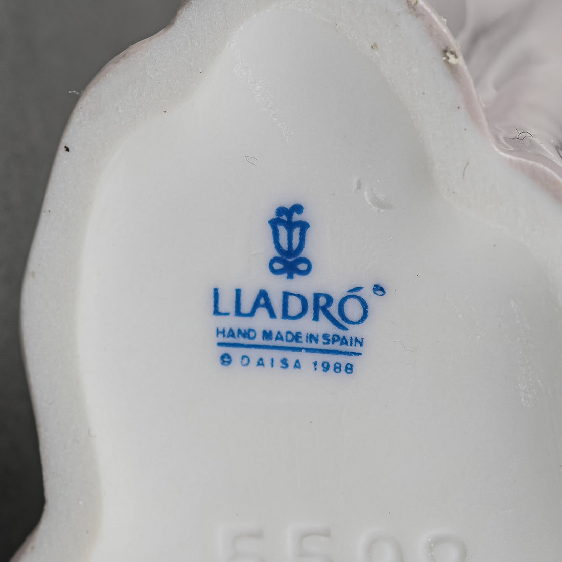 LLADRO Figurine Bridesmaid 5598