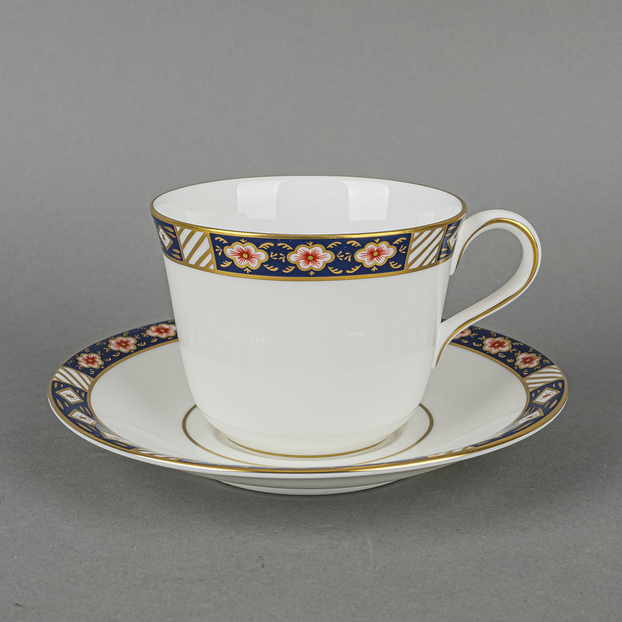 ROYAL CROWN DERBY Kedleston A1315 9 Place Settings Plus Extra