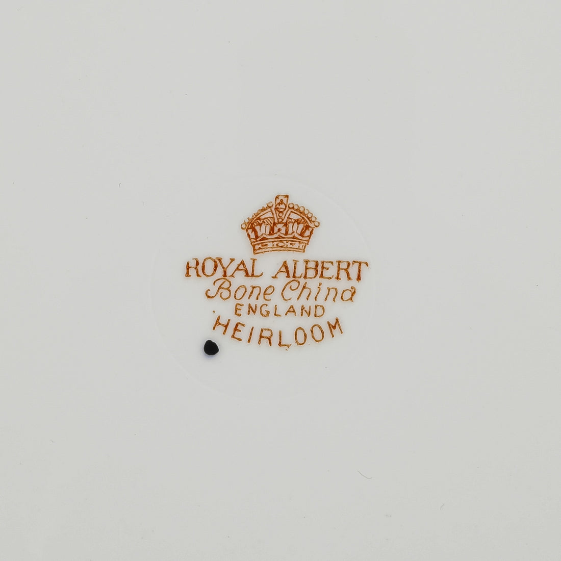 ROYAL ALBERT Heirloom 8 Place Settings Plus Extras