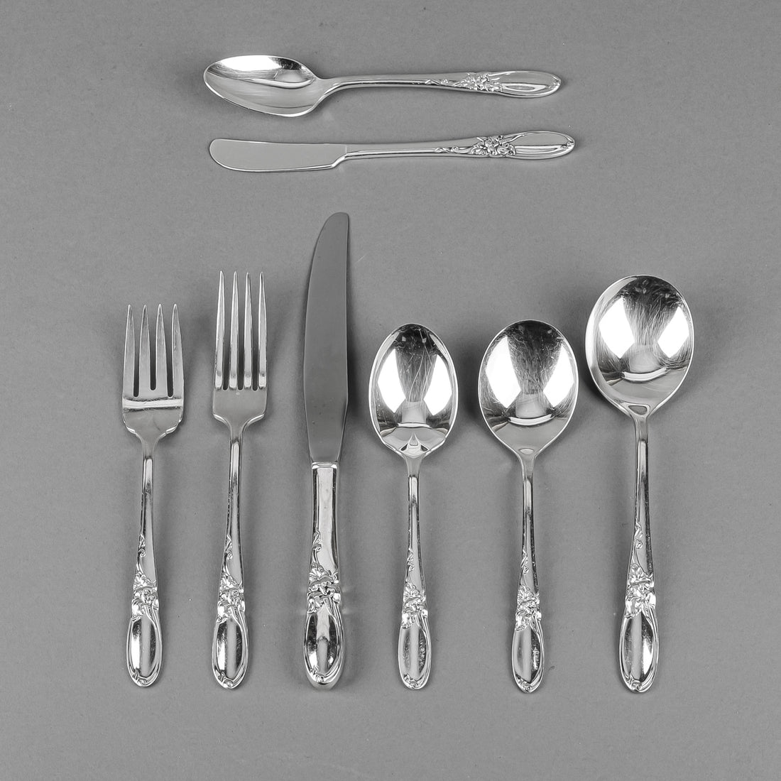 COMMUNITY PLATE White Orchid Silver Plate Flatware 12 Place Settings Plus Extras