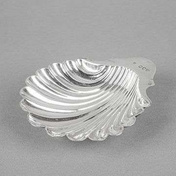 SIBRAY HALL & CO Sterling Footed Shell Dish - London 1892