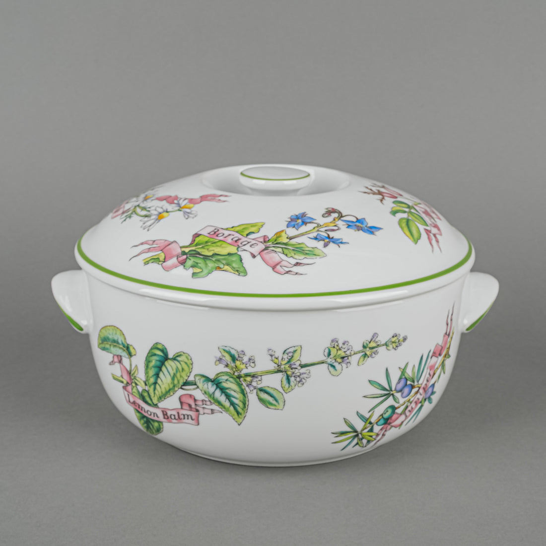 ROYAL WORCESTER Country Kitchen Round Covered Casserole