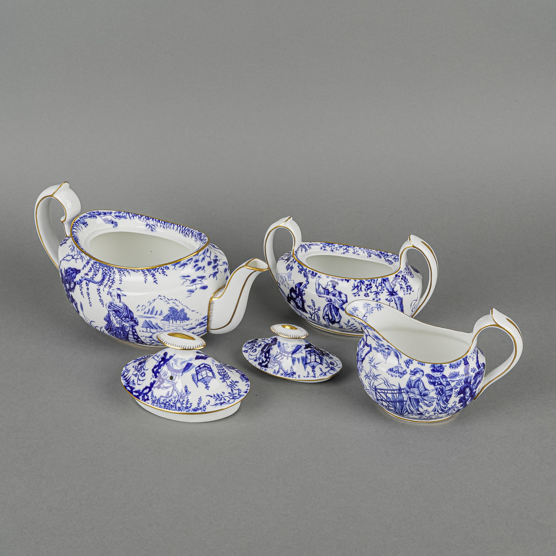 ROYAL CROWN DERBY Mikado Tea Set 29 Pieces