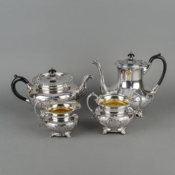 LIPMAN BROTHERS Old English Reproduction Silver Plate Tea & Coffee Service 4pcs