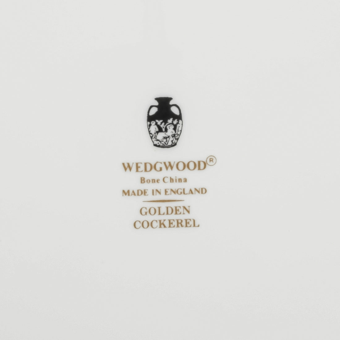 WEDGWOOD Golden Cockerel 11 Place Settings Plus Extras