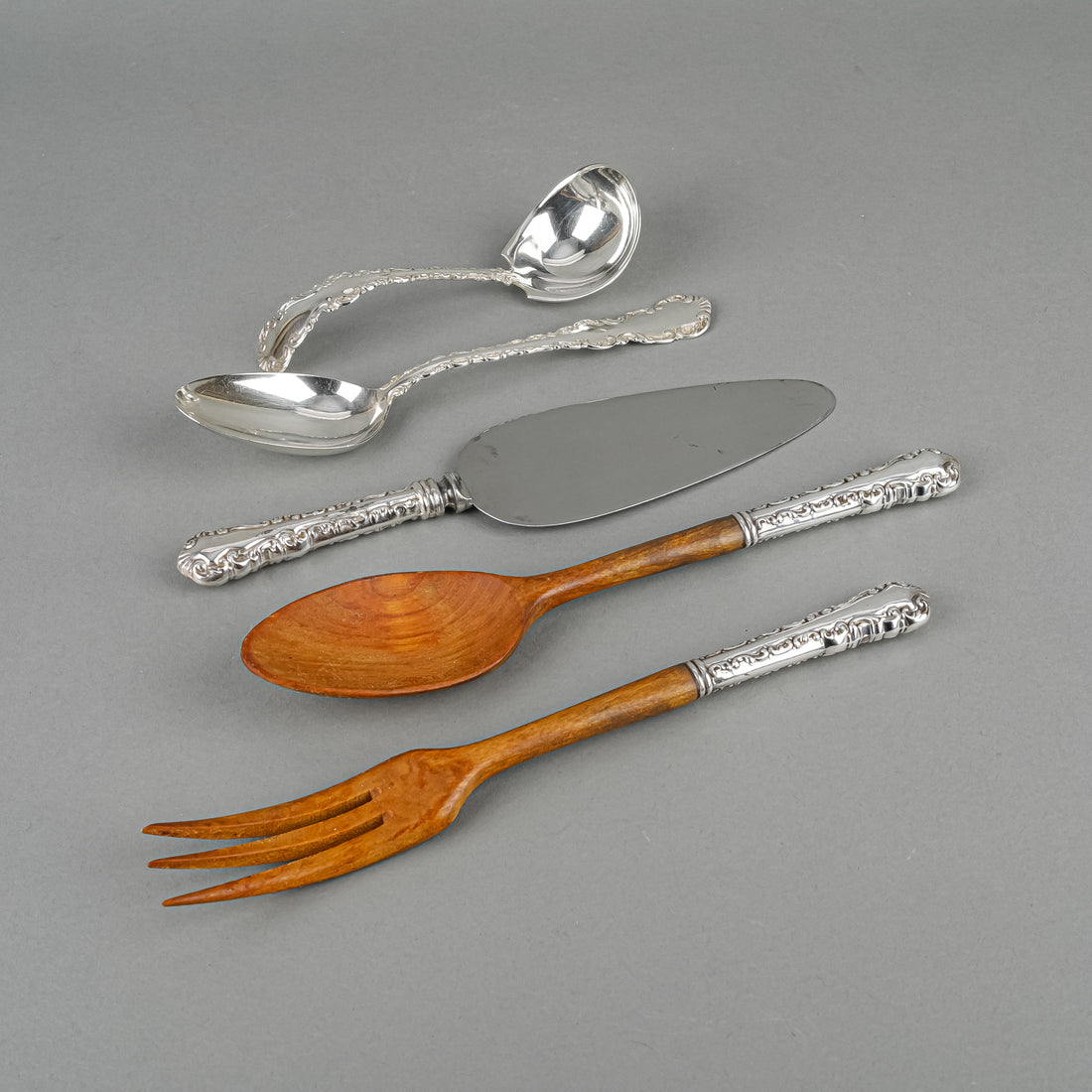 RODEN BROS Louis Sterling Flatware 85 Pieces