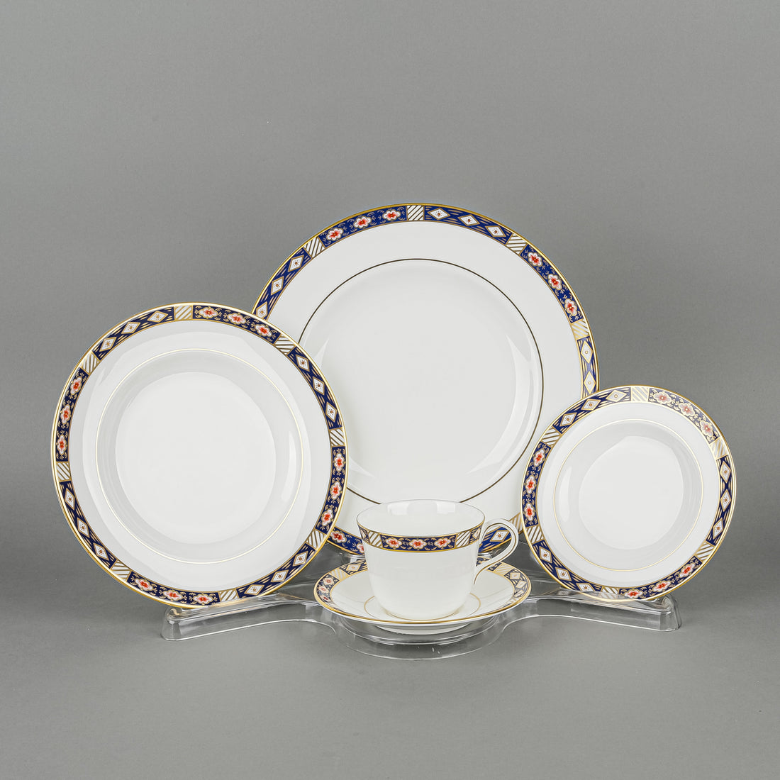 ROYAL CROWN DERBY Kedleston A1315