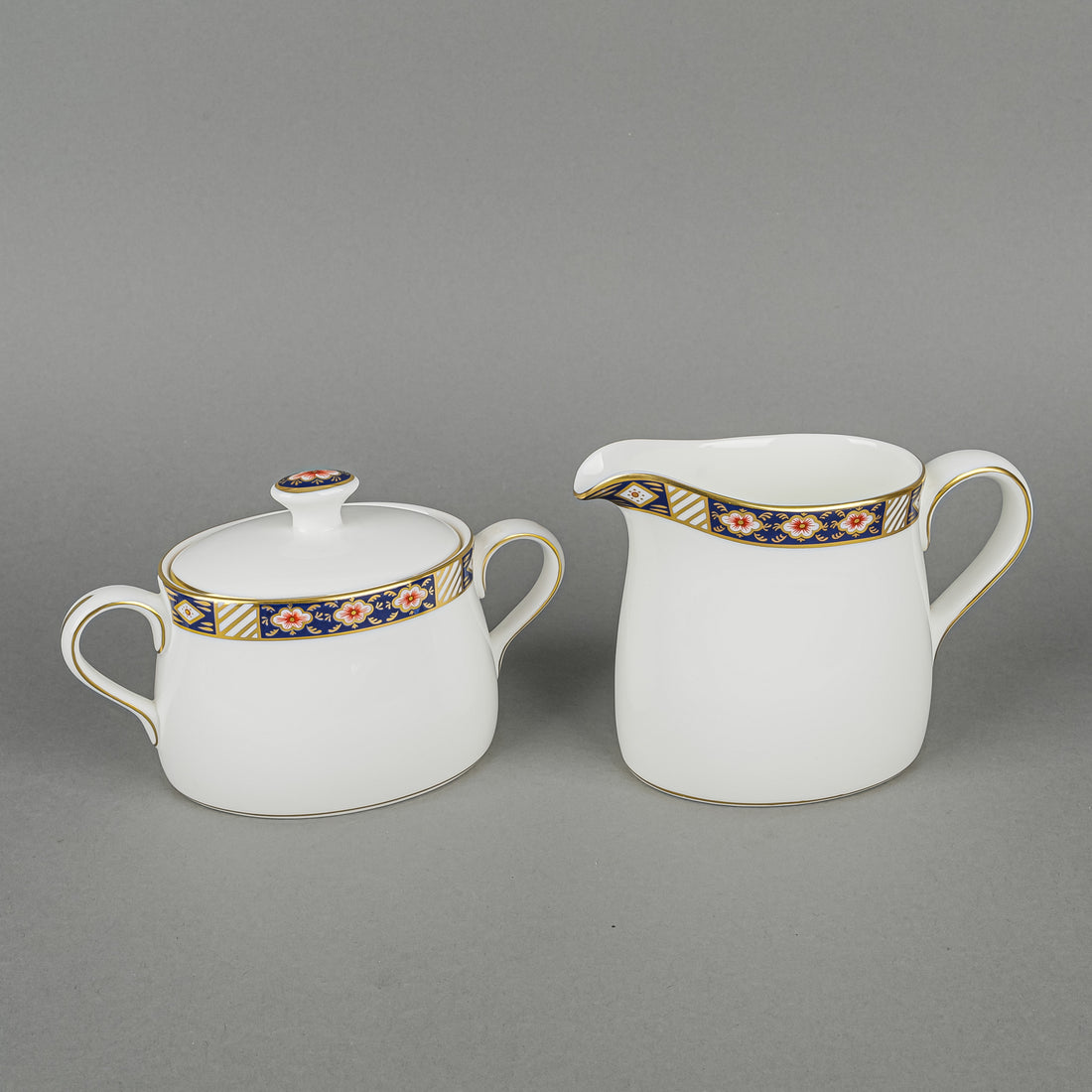 ROYAL CROWN DERBY Kedleston A1315 Cream & Covered Sugar