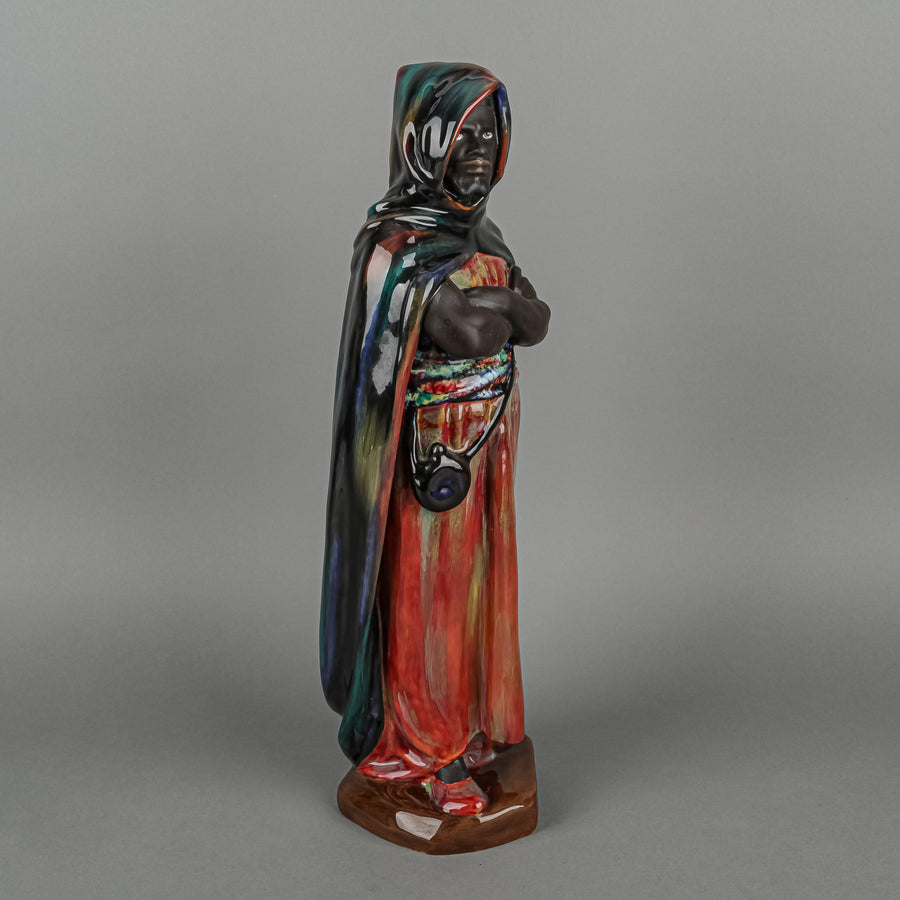 ROYAL DOULTON Figurine The Moor HN 2082
