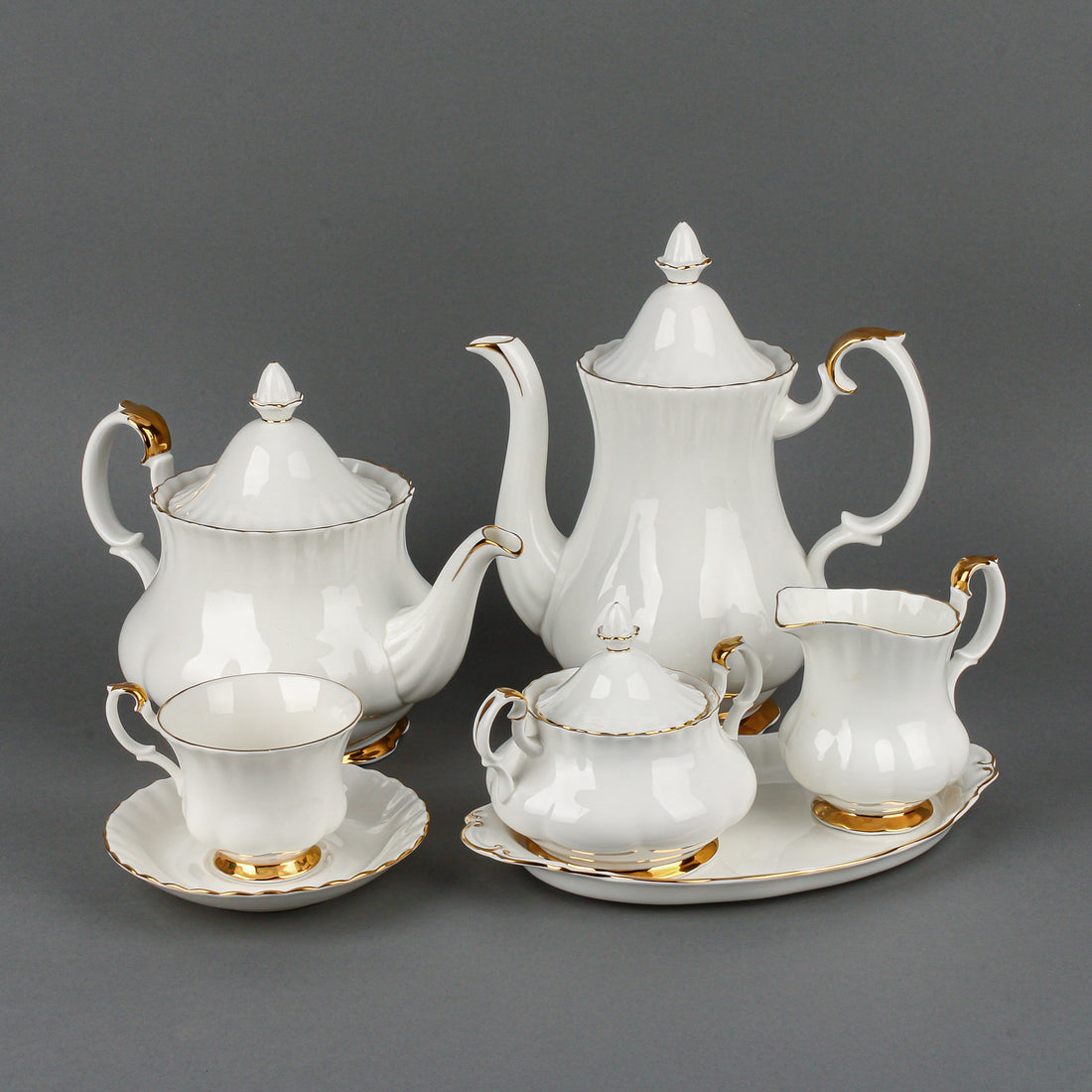 ROYAL ALBERT Val D'or Tea & Coffee Set