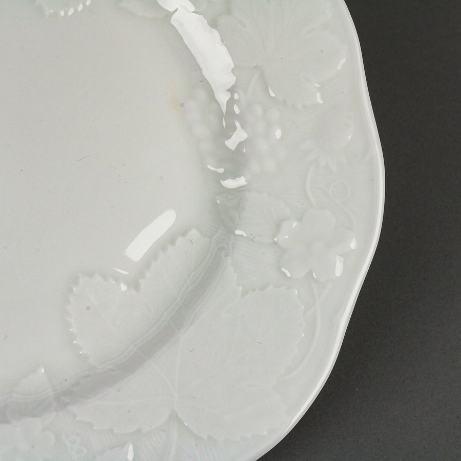 WEDGWOOD Strawberry & Vine Dessert Set - 32 Pieces