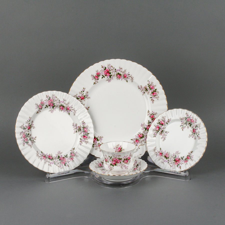 ROYAL ALBERT Lavender Rose - 9 Place Settings +