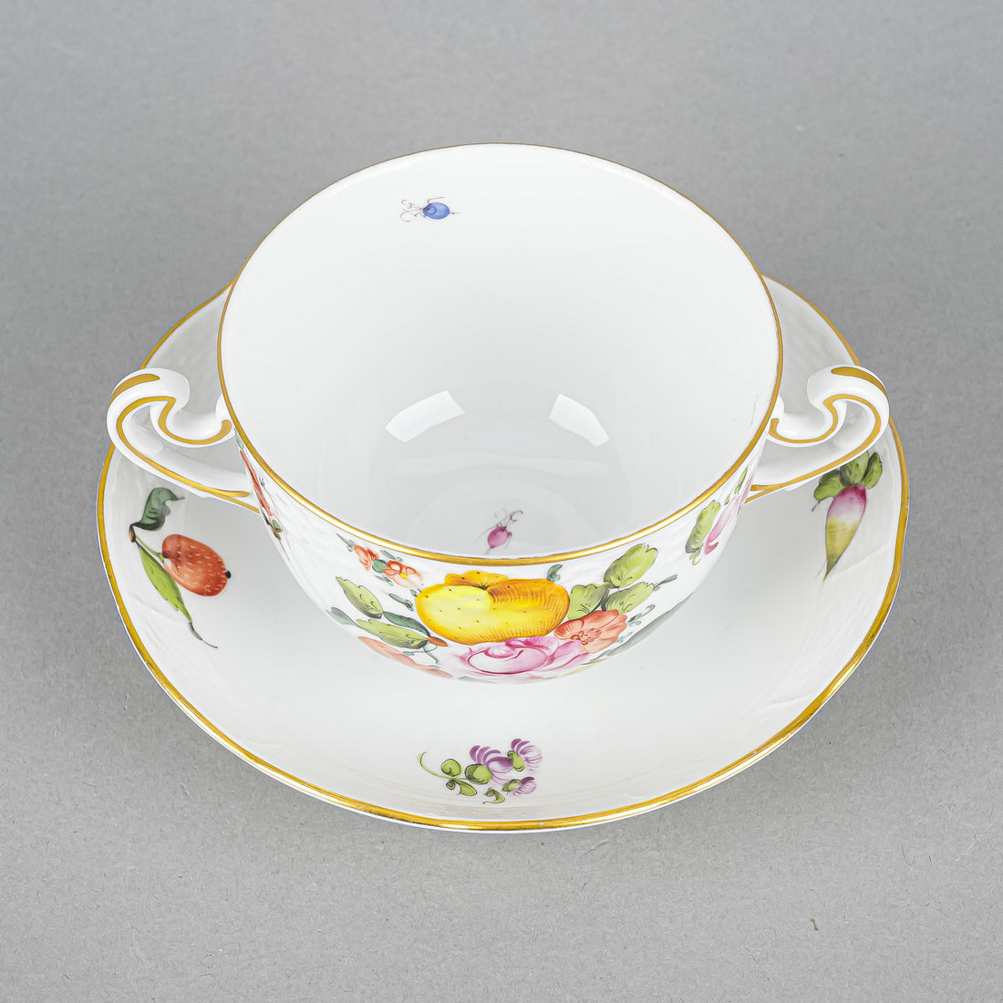 HEREND Fruits & Flowers Cream Soup & Saucer