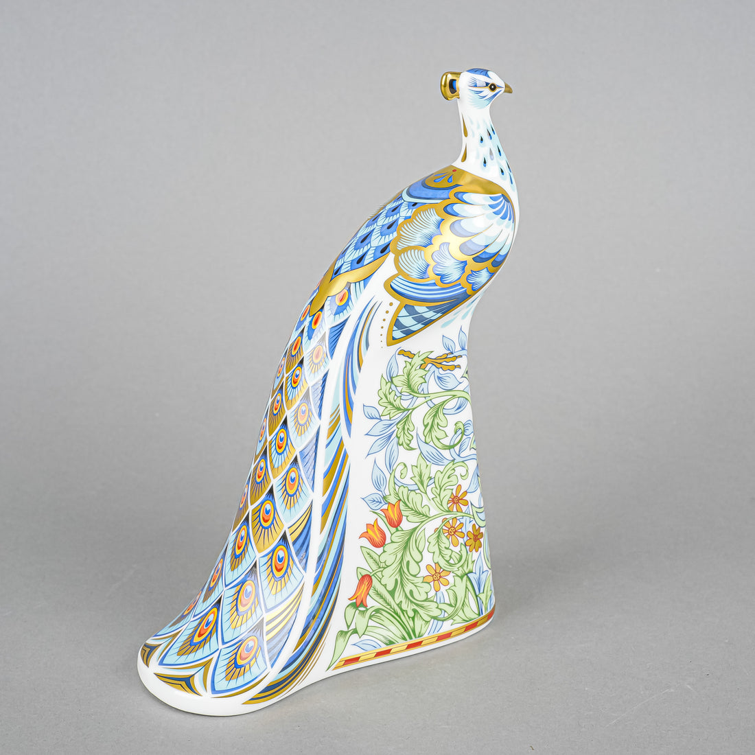 ROYAL CROWN DERBY Paperweight Manor Peacock