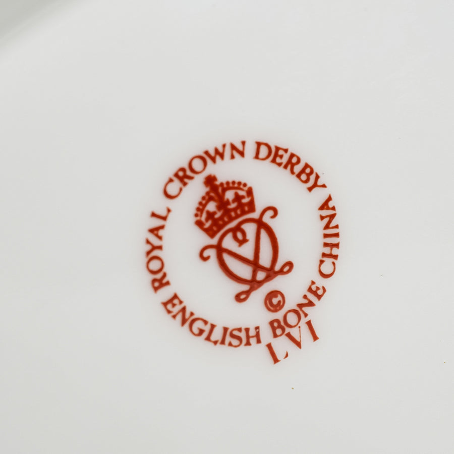 ROYAL CROWN DERBY Paperweight Bull - Old Imari Accent