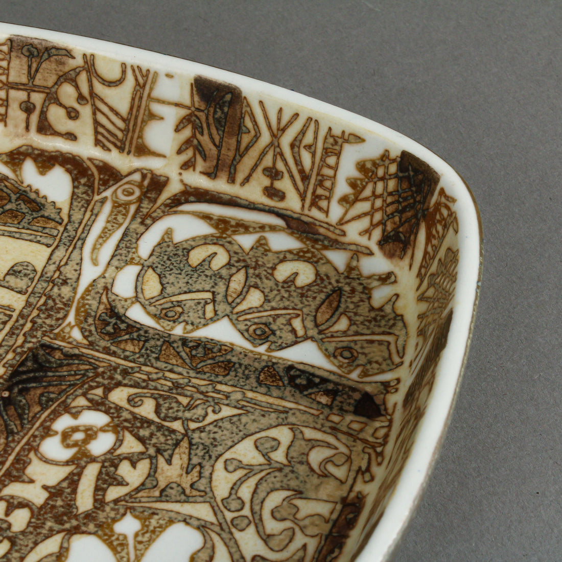 ROYAL COPENHAGEN Nils Thorssen Fajance Baca Dish 719/2883