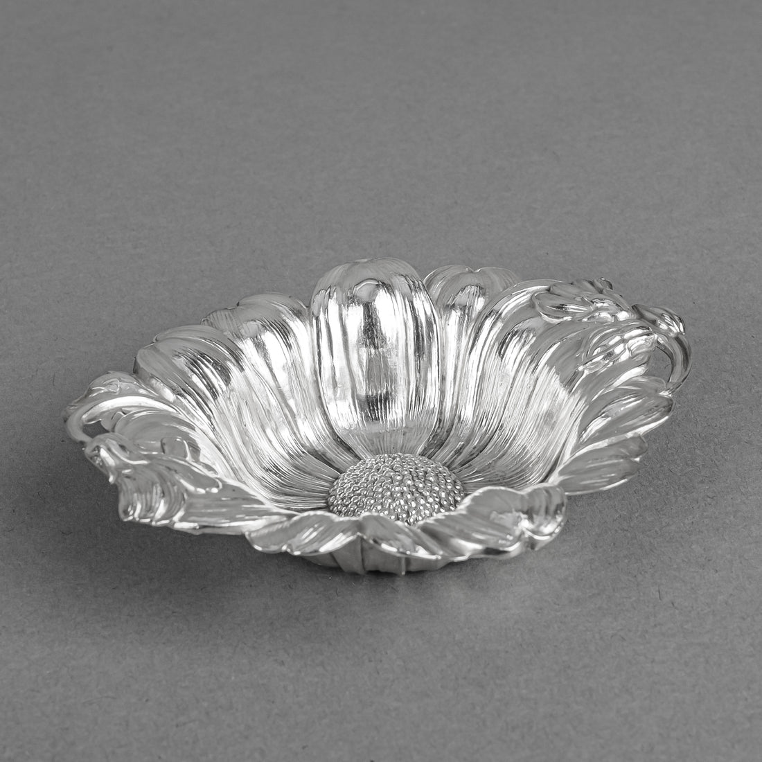 RODEN BROS 925 Sterling Flower Nut Dishes/Ashtrays Set of 6