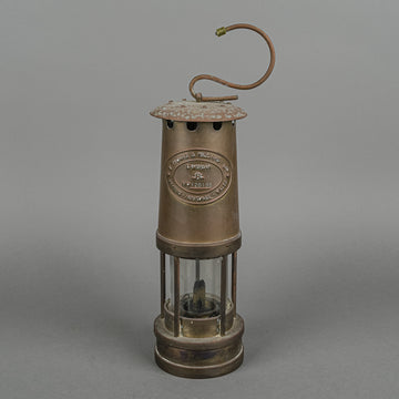VIntage E THOMAS & WILLIAMS Cambrian Welsh Miners Lamp With Hook