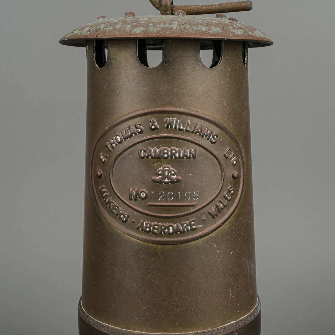 VIntage E THOMAS & WILLIAMS Cambrian Welsh Miners Lamp With Hook