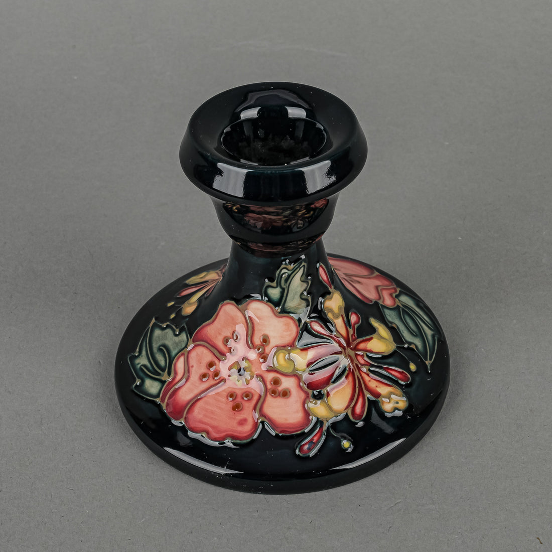 MOORCROFT Oberon Candleholders Set/2