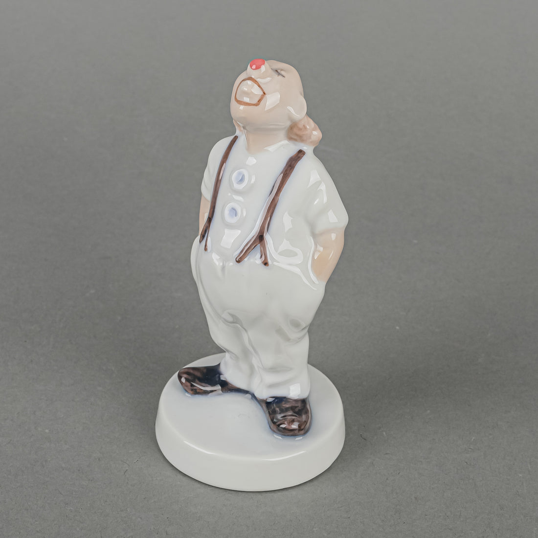 BING & GRONDAHL Figurine Clown Hands In Pockets 2510