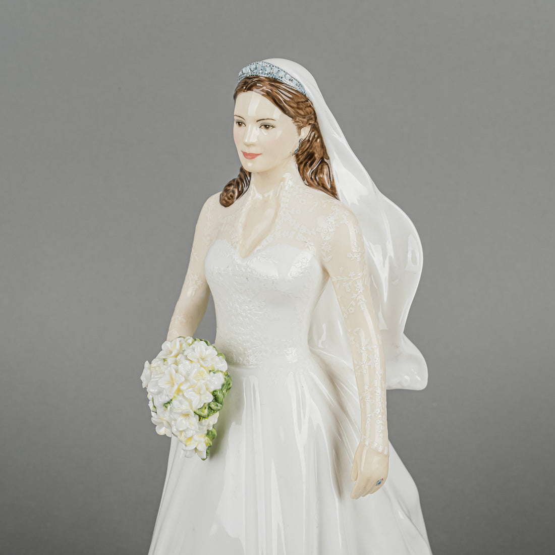 ROYAL DOULTON Figurine Catherine Royal Wedding Day HN 5559