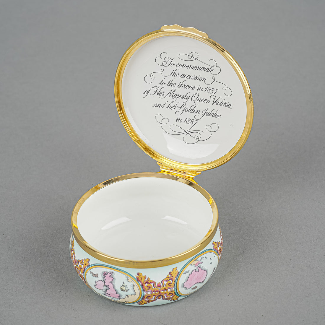 HALCYON DAYS Enamel Box - Victoria Regina