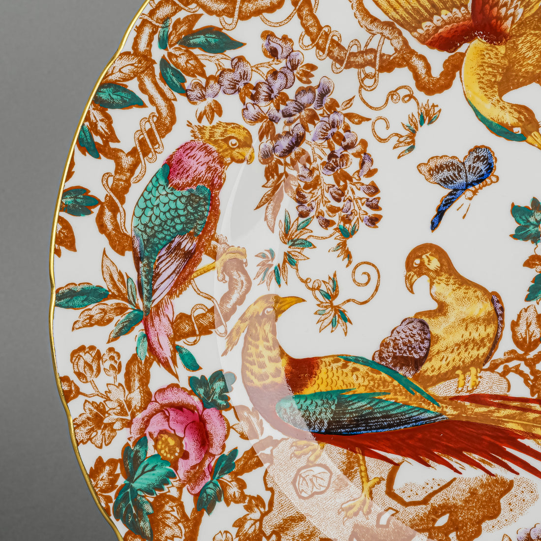 ROYAL CROWN DERBY Olde Avesbury A73 Dinner Plate