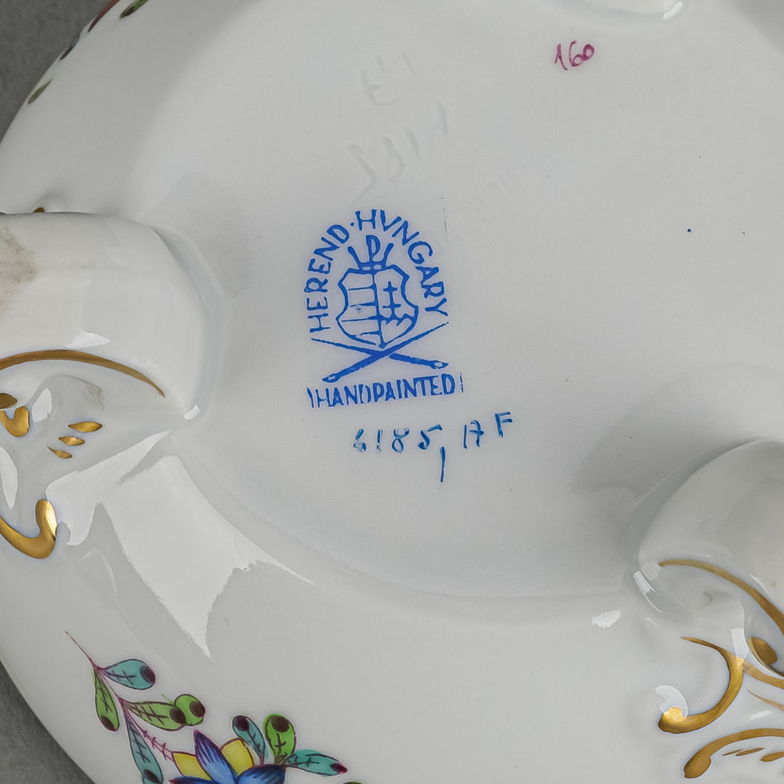HEREND Chinese Bouquet Footed Bonbon Box With Rose Knob 6185